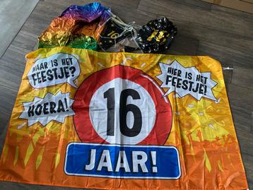 16 Jaar Feestversiering beschikbaar voor biedingen