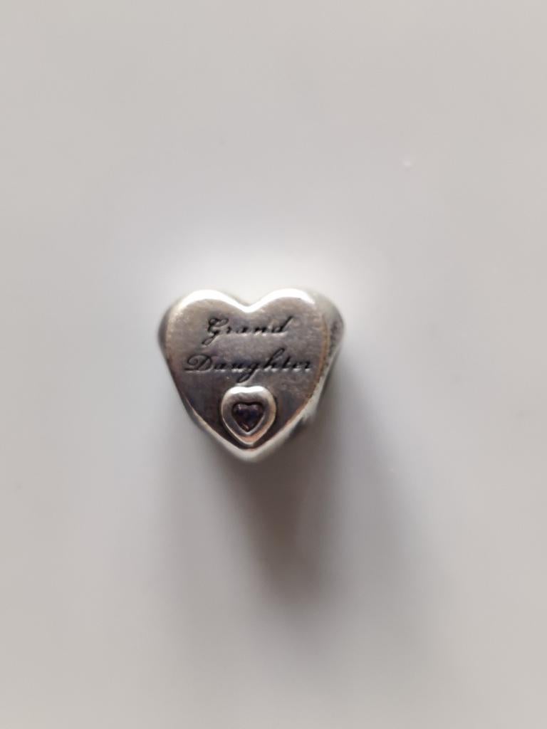 Pandora Bedel - Zilver €12 p.st. en 10 stuks voor €90, Pandora, Ophalen of Verzenden, Zo goed als nieuw, 1 bedel