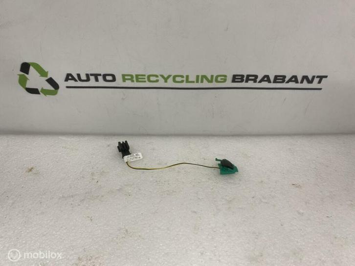 Knop Achterklep Bediening Porsche Macan ORIG 95B927227A, Auto-onderdelen, Klein materiaal, Gebruikt, Ophalen of Verzenden