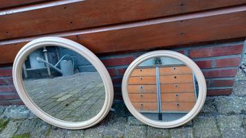 Vintage spiegels beige  beschikbaar voor biedingen