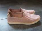 UGG instappers / sneakers / zomerschoenen  maat 39,5, Ophalen, UGG, Instappers, Zo goed als nieuw