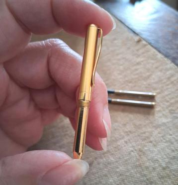 Micro mini pen balpen. beschikbaar voor biedingen