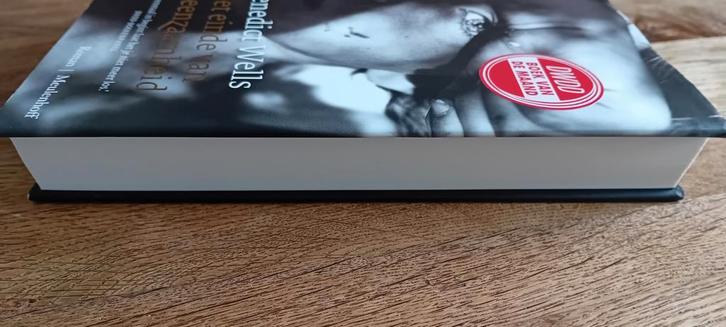 Benedict Wells - Het einde van de eenzaamheid, Boeken, Literatuur, Zo goed als nieuw, Nederland, Ophalen of Verzenden