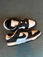 Nike Dunk Low Panda - Maat 36, Kinderen en Baby's, Jongen of Meisje, Nieuw, Ophalen of Verzenden, Nike