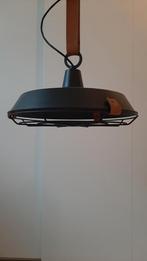 2 industriële Zuiver hanglampen Dek 40 met leren riem, Huis en Inrichting, Lampen | Hanglampen, Ophalen, Zo goed als nieuw, Industrieel