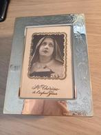 prachtig fotoalbum in vorm fotolijst met religieuze kaarten, Ophalen of Verzenden, Gebruikt