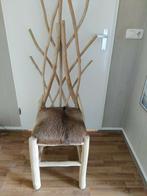 Bijzondere houten stoel, Huis en Inrichting, Stoelen, Bruin, Zo goed als nieuw, Eén, Hout