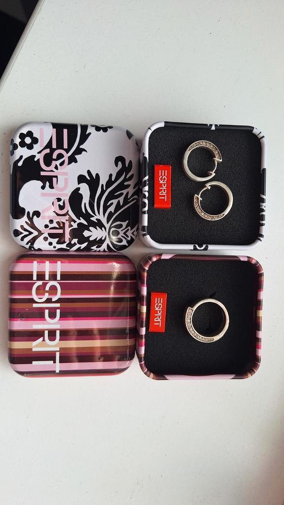 Zilveren Esprit ring en oorbellen set, Sieraden, Tassen en Uiterlijk, Oorbellen, Gebruikt, Zilver, Zilver, Met strass, Ophalen of Verzenden