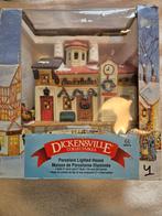 Dickensville Verlicht Station - Nieuw in Doos, Diversen, Kerst, Ophalen of Verzenden