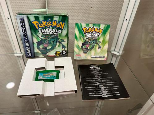 Pokemon emerald gameboy advance, Spelcomputers en Games, Games | Nintendo Game Boy, Zo goed als nieuw, Ophalen of Verzenden