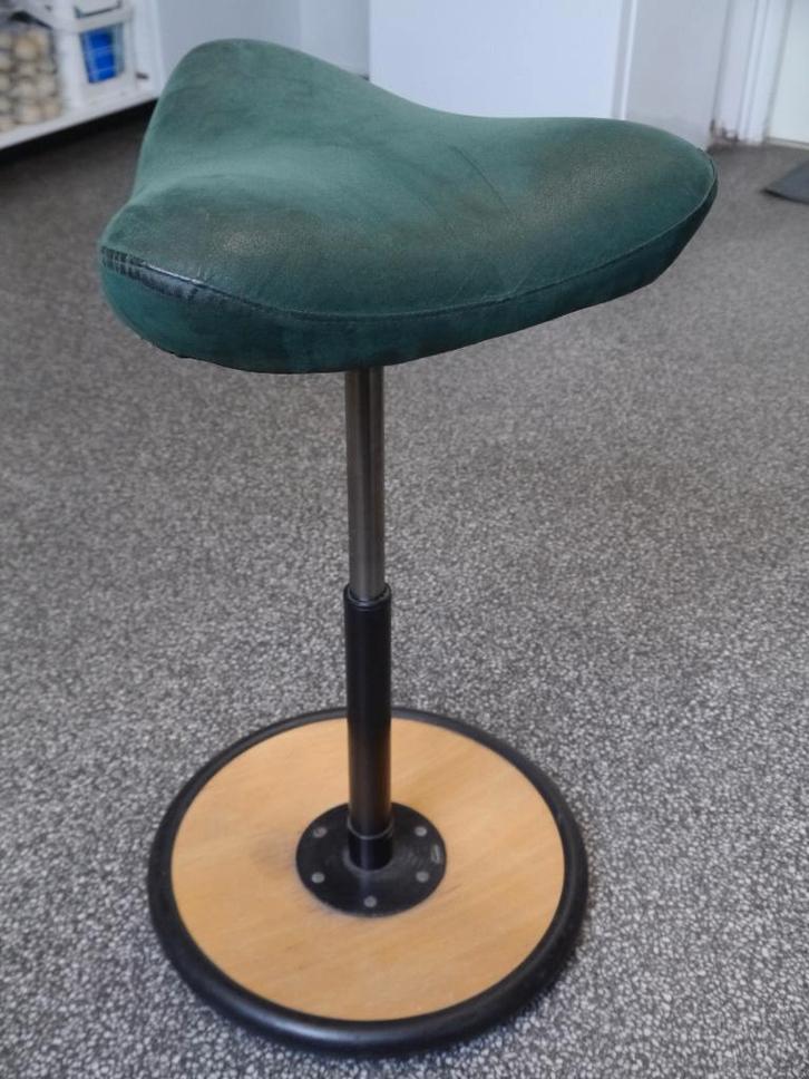 Varier Move kruk, Huis en Inrichting, Bureaustoelen, Gebruikt, Bureaukruk, Overige kleuren, Ergonomisch, Ophalen of Verzenden