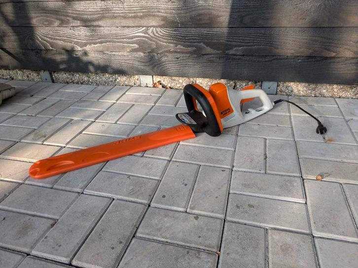 Stihl electrische heggenschaar HSE 42, Tuin en Terras, Heggenscharen, Zo goed als nieuw, Benzine, Ophalen