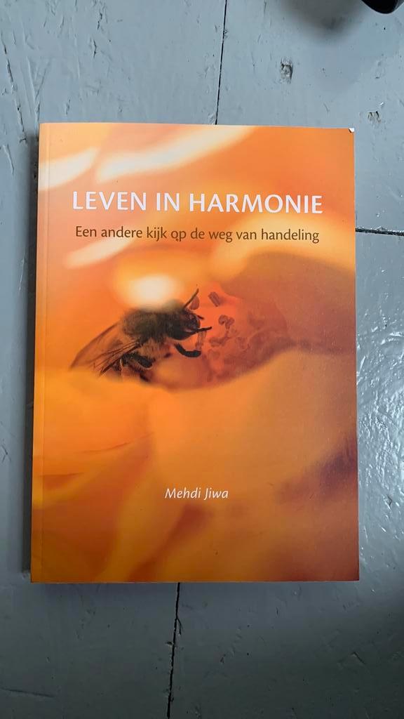 Mehdi Jiwa - Leven in harmonie, Boeken, Esoterie en Spiritualiteit, Zo goed als nieuw, Achtergrond en Informatie, Spiritualiteit algemeen