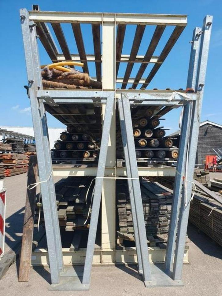 Gegalvaniseerde kolommen staanders constructie  ( 928 ), Doe-het-zelf en Verbouw, Metalen, Gebruikt, IJzer, Ophalen