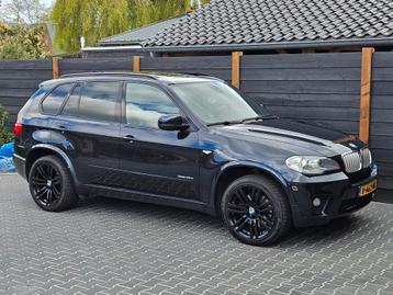 BMW X5 grijs kenteken 2012 M pakket / BMW X5 E70 40D BUS beschikbaar voor biedingen