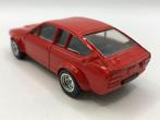 Solido 1354 Alfa Romeo Alfetta GTV rood -GOED- M26, Hobby en Vrije tijd, Modelauto's | 1:43, Gebruikt, Auto, Solido, Ophalen of Verzenden