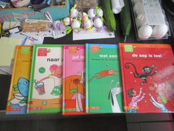 5 MAAN ROOS VIS LEESBOEKEN beschikbaar voor biedingen
