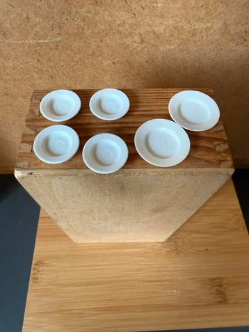 6x bord - 2 en 2.5cm - kunststof beschikbaar voor biedingen
