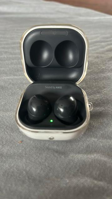 Samsung Galaxy Buds 2– zo goed als nieuw beschikbaar voor biedingen