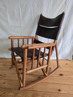 Schommelstoel jaren 70, Costa Rica, Huis en Inrichting, Stoelen, Ophalen, Gebruikt, Bruin, Hout