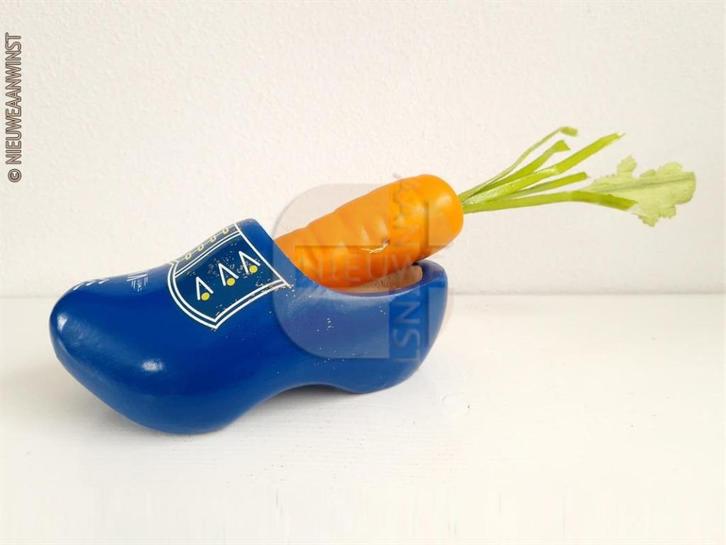 Decoratieve wortel in klomp - realistisch etalagemateriaal, Diversen, Sinterklaas, Zo goed als nieuw, Verzenden