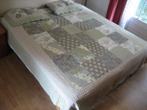 Nieuw. Mooie gewatteerde quilt patchwork 220 x 260, Ophalen of Verzenden, Nieuw, Tweepersoons, Dekbedovertrek