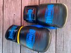 Kickboksset Rumble bokshandschoenen en scheenbeschermers, Sport en Fitness, Vechtsporten en Zelfverdediging, Ophalen of Verzenden