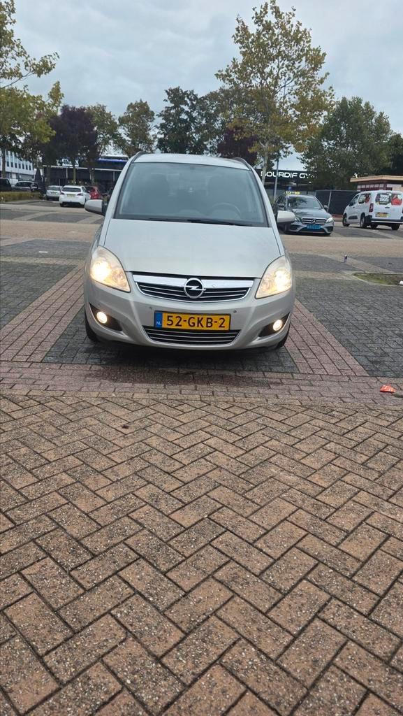 Opel Zafira 1.8 2008 Grijs, Auto's, Opel, Particulier, Zafira, ABS, Airbags, Airconditioning, Bluetooth, Boordcomputer, Centrale vergrendeling