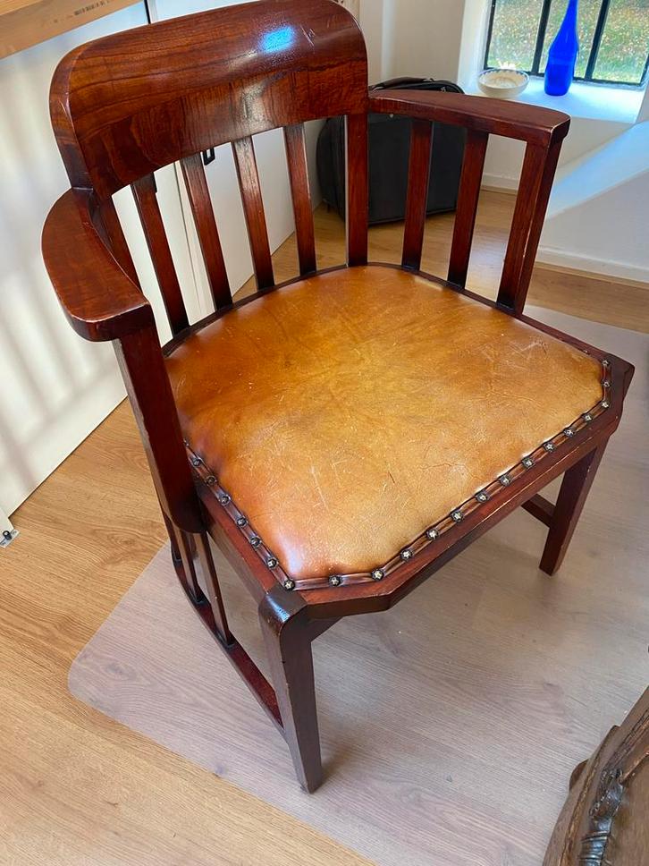 Antieke bureaustoel, Antiek en Kunst, Antiek | Meubels | Stoelen en Banken, Ophalen
