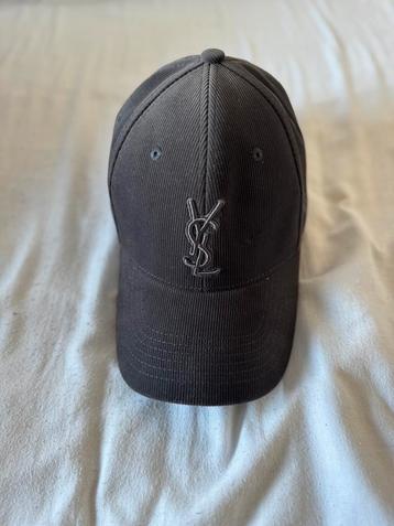 Ysl pet beschikbaar voor biedingen