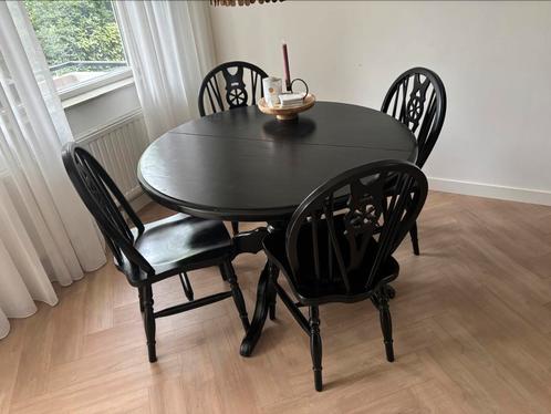 Houten uitschuifbare eettafel + stoelen, Huis en Inrichting, Complete eetkamers, Gebruikt, 4 tot 6 stoelen, Ophalen