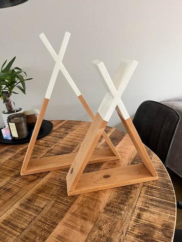 Wigwam wandplank beschikbaar voor biedingen