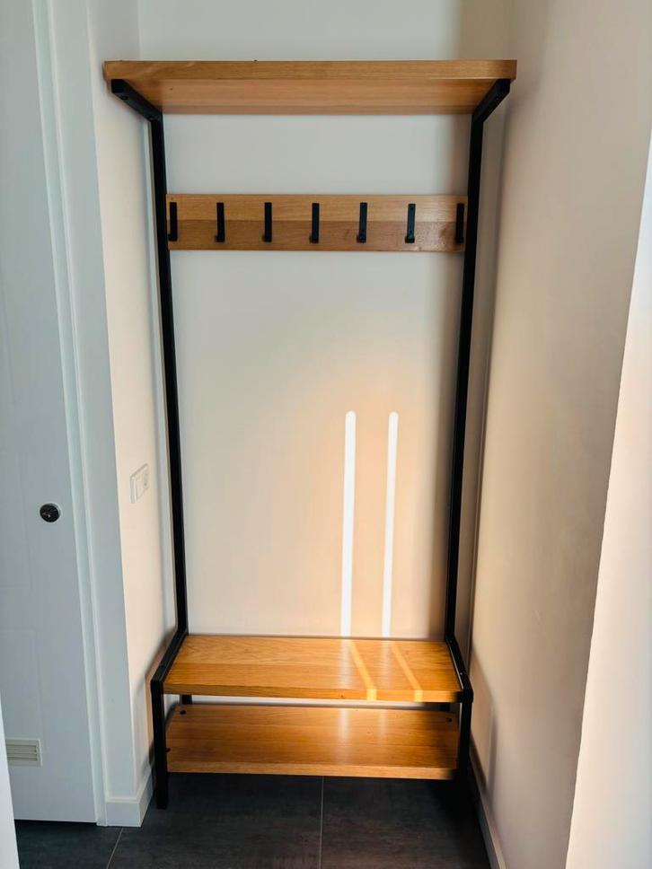 Degelijke maatwerk wandkapstok., Huis en Inrichting, Woonaccessoires | Kapstokken, Gebruikt, Wandkapstok, 200 cm of meer, Hout