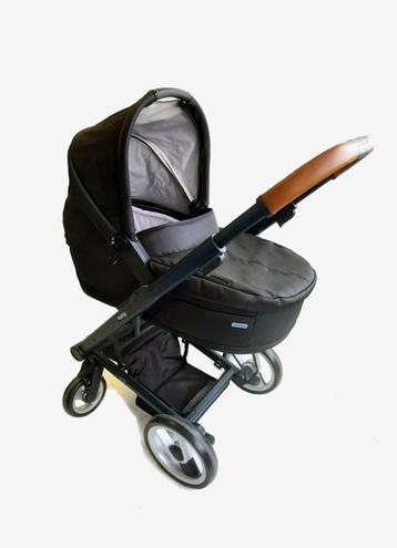 Nieuwe Mutsy Evo wandelwagen+reiswieg COMPLEET beschikbaar voor biedingen