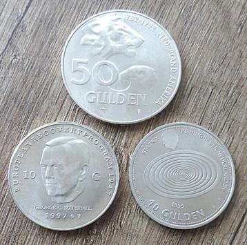 Zilveren 50 gulden 1982 en 10 gulden 1997 & 1999. beschikbaar voor biedingen