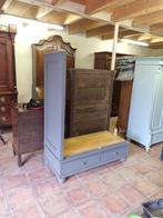 Strakke Antieke Brocante  Kast in de Krijtverf Demontabel, Antiek en Kunst, Ophalen