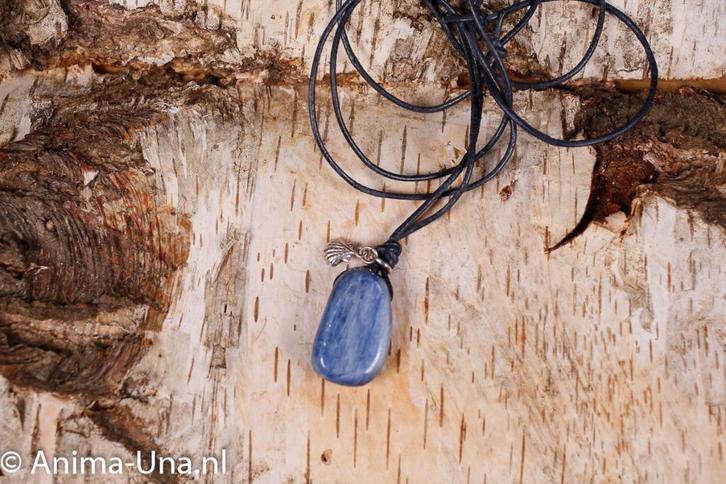 Kyaniet geboord, Verzamelen, Mineralen en Fossielen, Mineraal, Ophalen of Verzenden