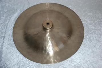 Wuhan China bekken 1109gr 16 inch  <25251988> beschikbaar voor biedingen