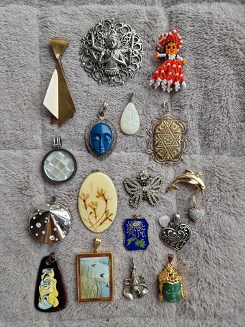 Kettinghangers - Diverse Stijlen beschikbaar voor biedingen