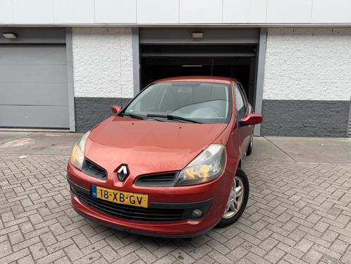 Renault Clio 1.2 16V 5-DRS Cruise Airco APK, Auto's, Renault, Particulier, Clio, Benzine, B, Hatchback, Handgeschakeld, Origineel Nederlands