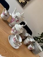 Porseleinen theeservies voor 12 personen, Ophalen