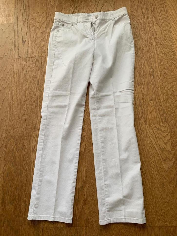 MAC jeans roomwit Melanie. NIEUW, Kleding | Dames, Spijkerbroeken en Jeans, Nieuw, W30 - W32 (confectie 38/40), Wit, Ophalen of Verzenden