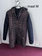 Lange Jas Panterprint Maat M, Kleding | Dames, Jassen | Winter, Ophalen of Verzenden, Gedragen, Maat 38/40 (M), Bruin