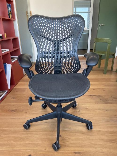 Herman Miller Mirra Full Option Bureaustoel, Huis en Inrichting, Bureaustoelen, Zo goed als nieuw, Bureaustoel, Zwart, Ergonomisch