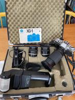 Oude analoge camera in koffer met verschillende lenzen, Ophalen, Gebruikt, Spiegelreflex, Minolta