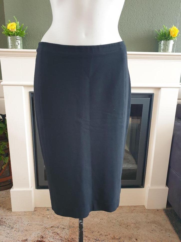 NAN schitterende zwarte rok rok mt 44 L Gratis verzenden, Kleding | Dames, Rokken, Zo goed als nieuw, Maat 42/44 (L), Zwart, Knielengte
