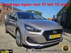 Hyundai i30 Fastback 1.0 T-GDI Premium, 1e Eig! Camera! Carp, Voorwielaandrijving, Gebruikt, Leder en Stof, Origineel Nederlands