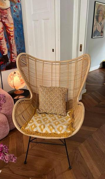 Eggchair van Flinders te koop beschikbaar voor biedingen