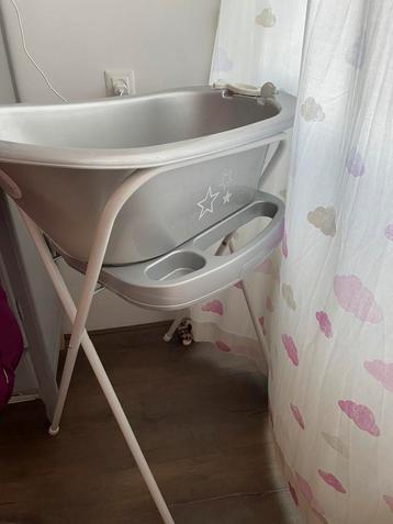 Baby badje beschikbaar voor biedingen