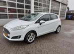 APK tot 08-2026! FordFiësta 125PK 2014 Wit Ecoboost Titanium, Auto's, Voorwielaandrijving, Zwart, Handgeschakeld, Geïmporteerd